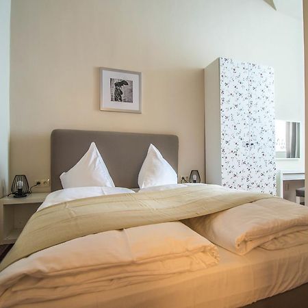4Bdr Historical Spirit Apt By Ruterra Praga Esterno foto