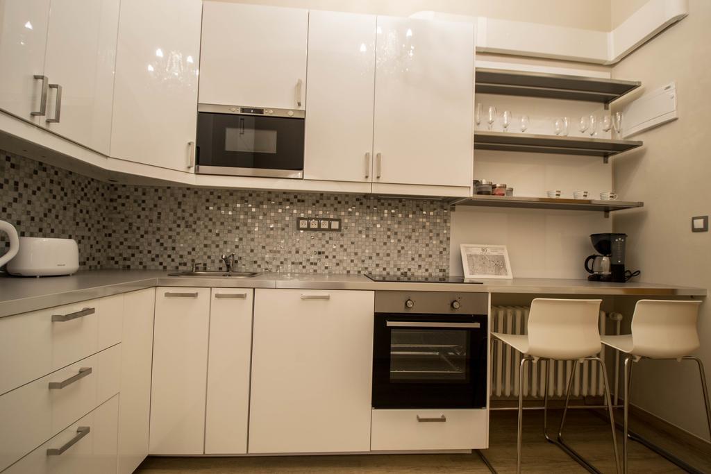 4Bdr Historical Spirit Apt By Ruterra Praga Esterno foto